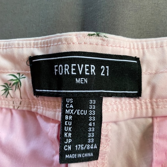 Men's Pink Palm Tree Shorts Size 33(Medium) - Picture 2 of 2